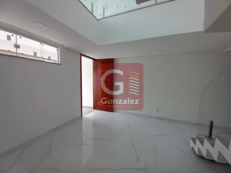 CASA-3 QUARTOS-ARACAJU - SE-IN?CIO BARBOSA